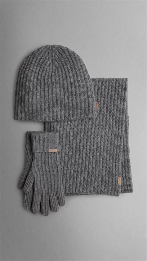 burberry beanie and scarf set